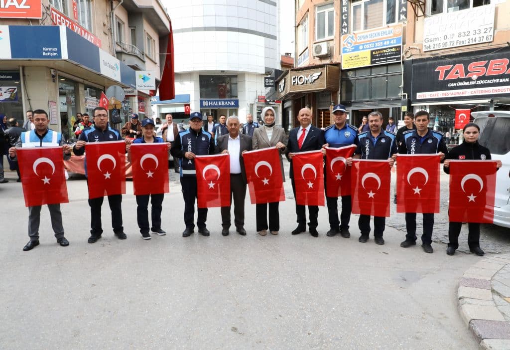 AFYONKARAHİSARIMIZI TÜRK BAYRAĞIYLA DONATTIK