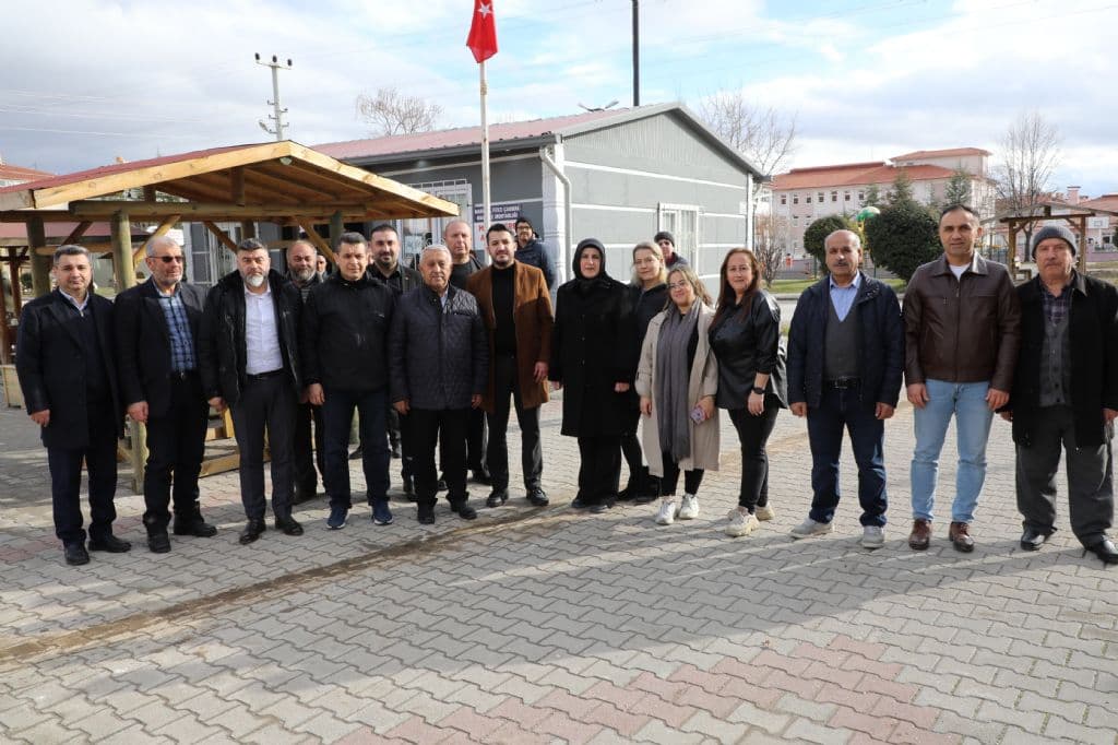 BAŞKANIMIZ ZEYBEK MAREŞAL FEVZİ ÇAKMAK MAHALLESİ´Nİ ZİYARET ETTİ