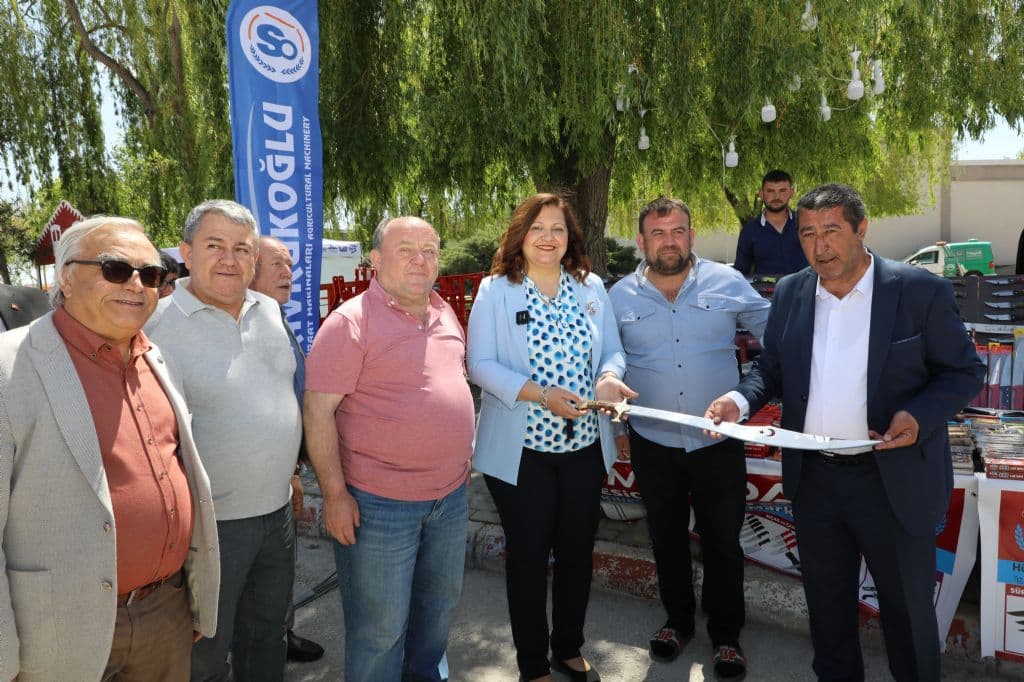 BAŞKANIMIZ BURCU KÖKSAL TARIM HAYVANCILIK VE GIDA FUARINDA