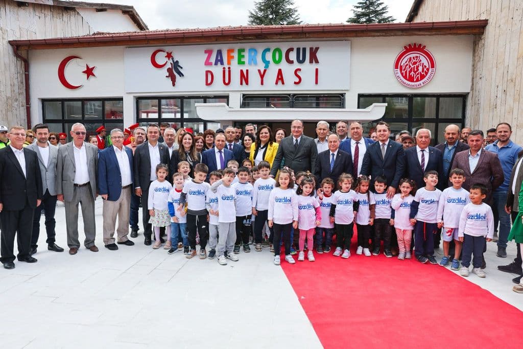ZAFER ÇOCUK DÜNYAMIZ AÇILDI