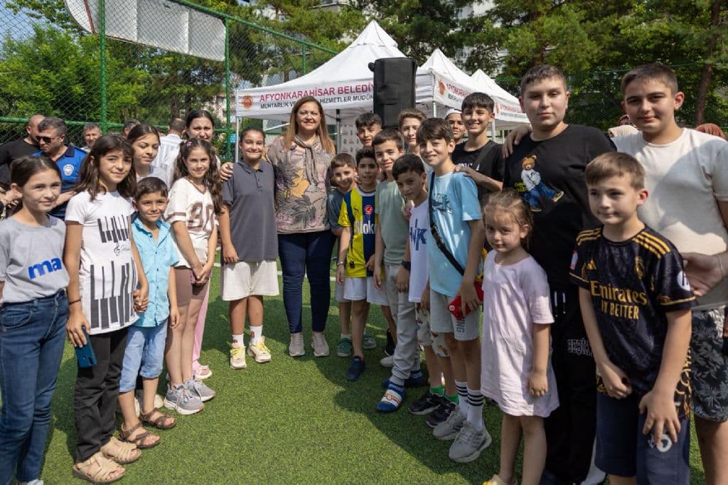 BAŞKANIMIZ, ÖRNEKEVLER MAHALLESİ´NDE VATANDAŞLARIMIZLA BULUŞTU