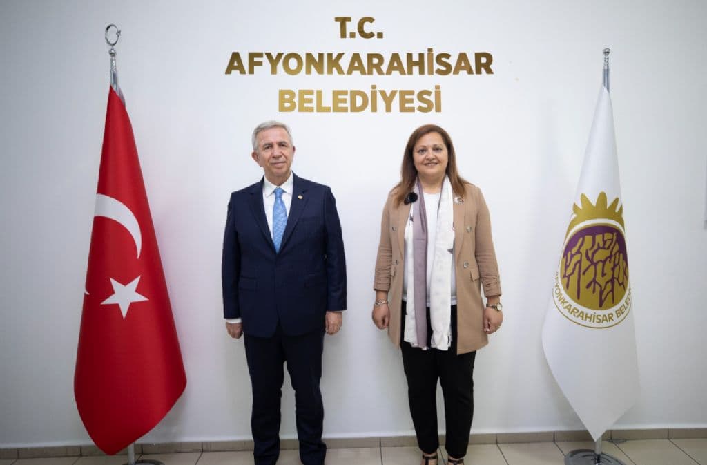 ANKARA BÜYÜKŞEHİR BELEDİYE BAŞKANI MANSUR YAVAŞ´TAN ZİYARET