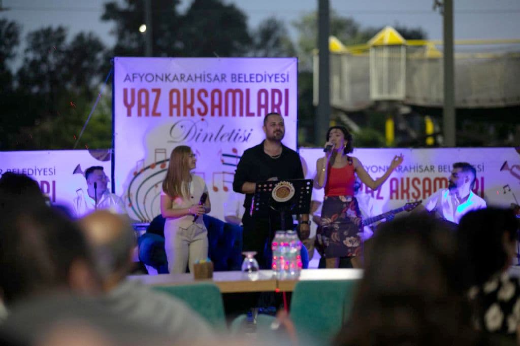 BELEDİYE ORKESTRASINDAN MUHTEŞEM KONSER