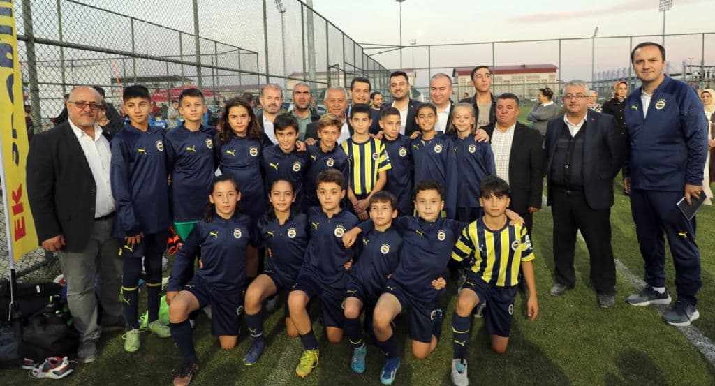 SPOR KOMPLEKSİNDE DEV ORGANİZASYON