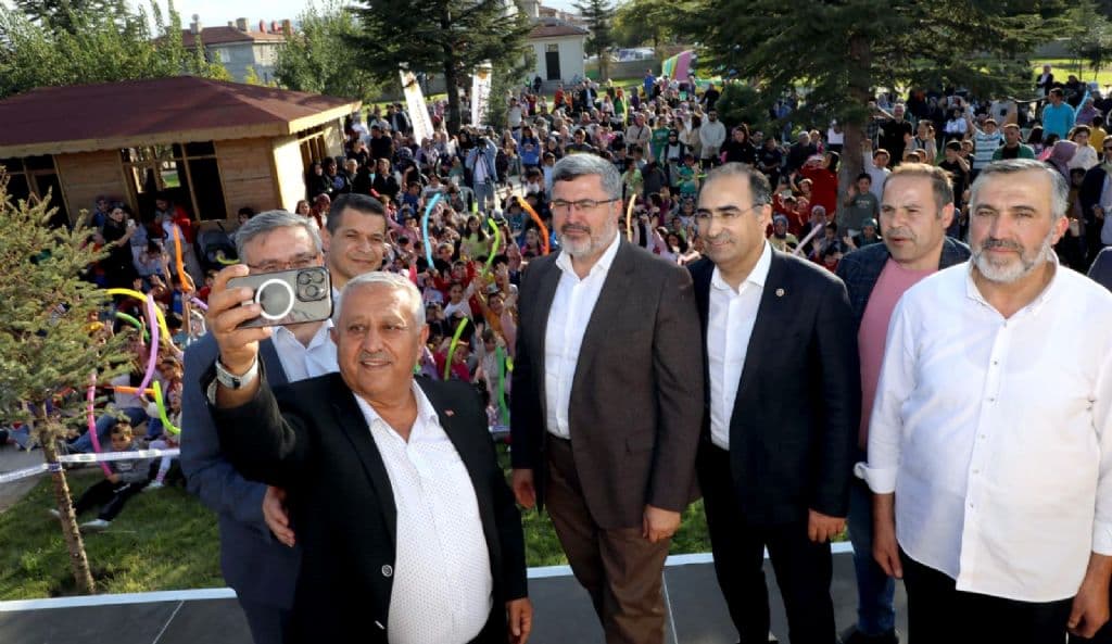 ÇOCUK ŞENLİĞİMİZ DEVAM EDİYOR
