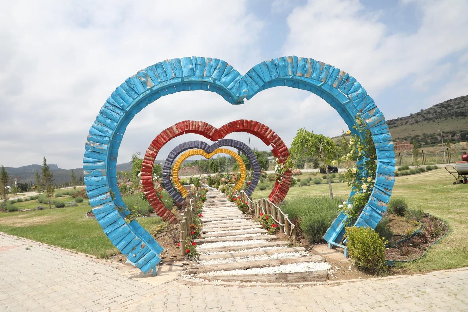 25 Şehitlik Parkı