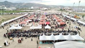 GASTRO AFYON FEST 300 BN ZYARET LE GZ DOLDURDU