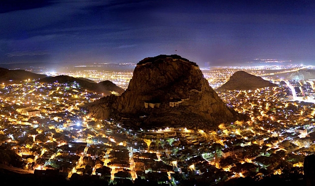 AFYONKARAHİSAR KALESİ