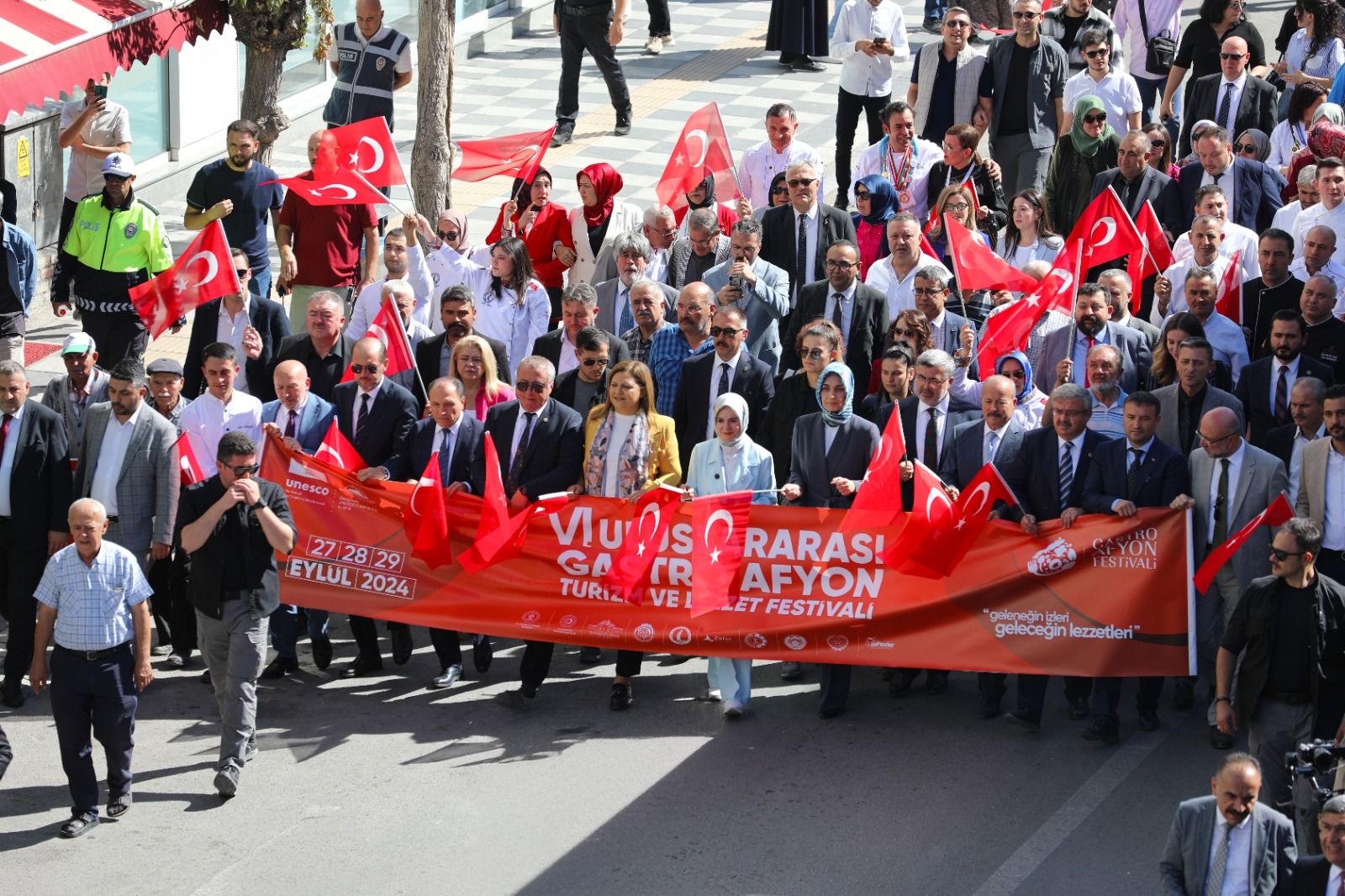 B 1 Aee 54 D 3632 4 Cb 4 A 5 E 4 0704856953 D 0 2709 172043 28 1024 768 2024