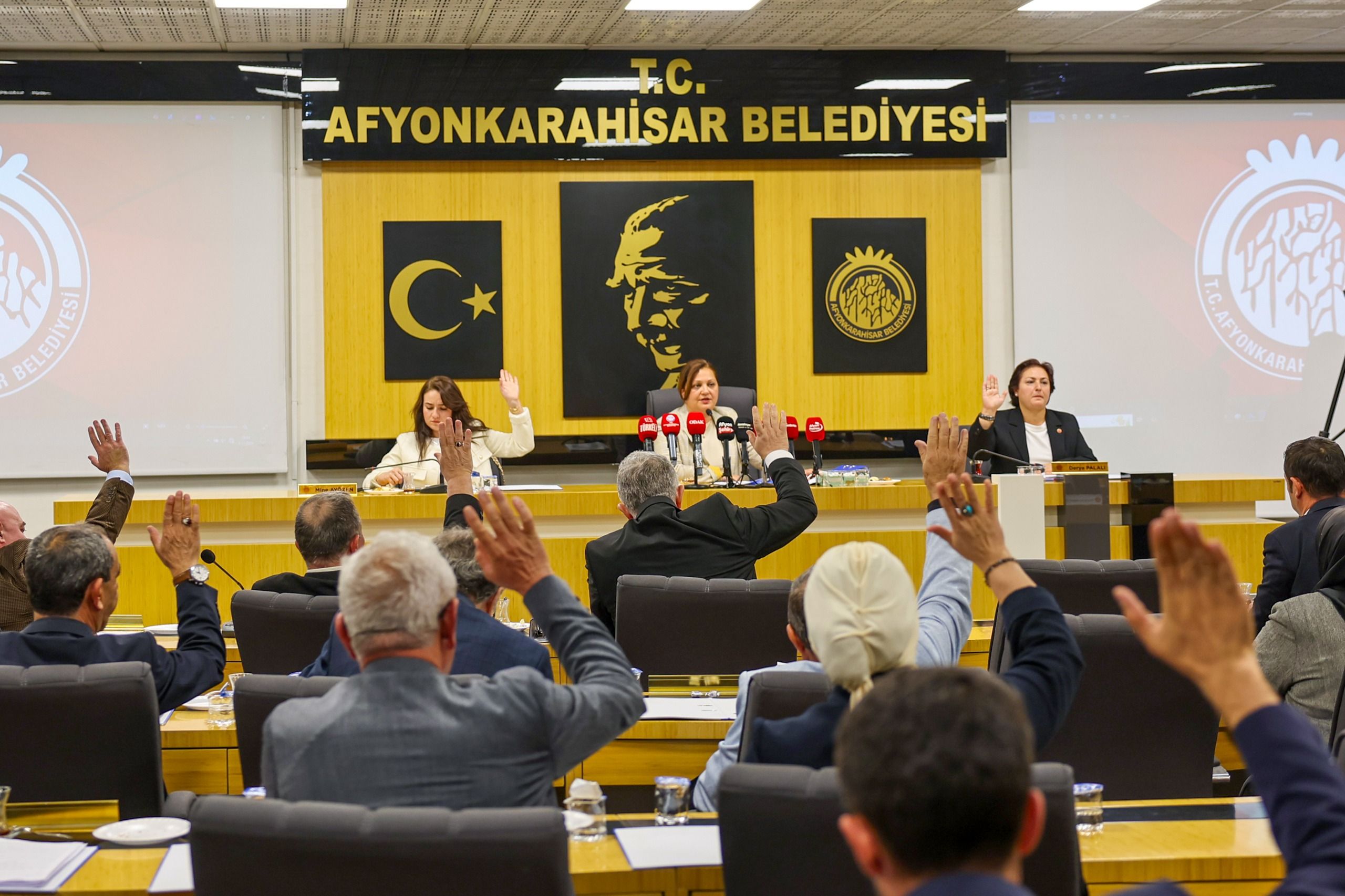 Belediye Meclisi Kasim 003 03112025210853 4 1024 768 2025