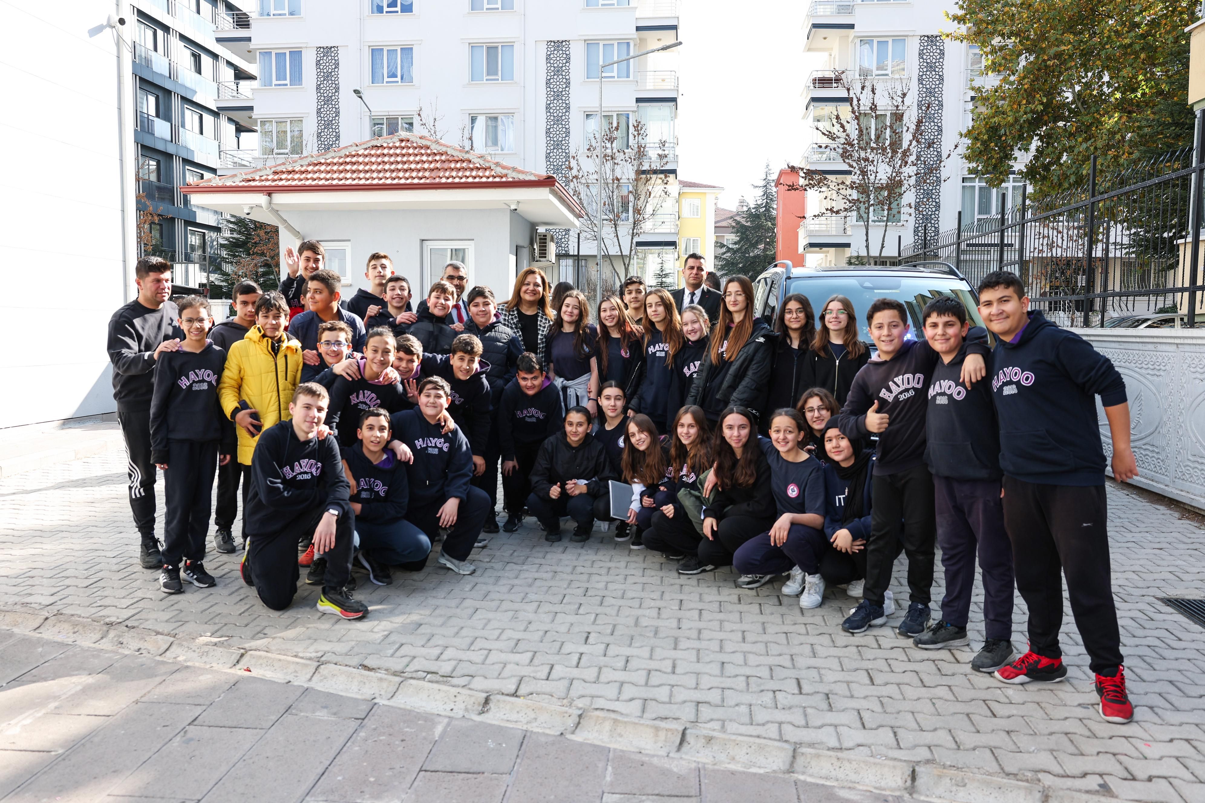 Ogretmenler Gunu Hediye 8 2211 093220 10 1024 768 2024