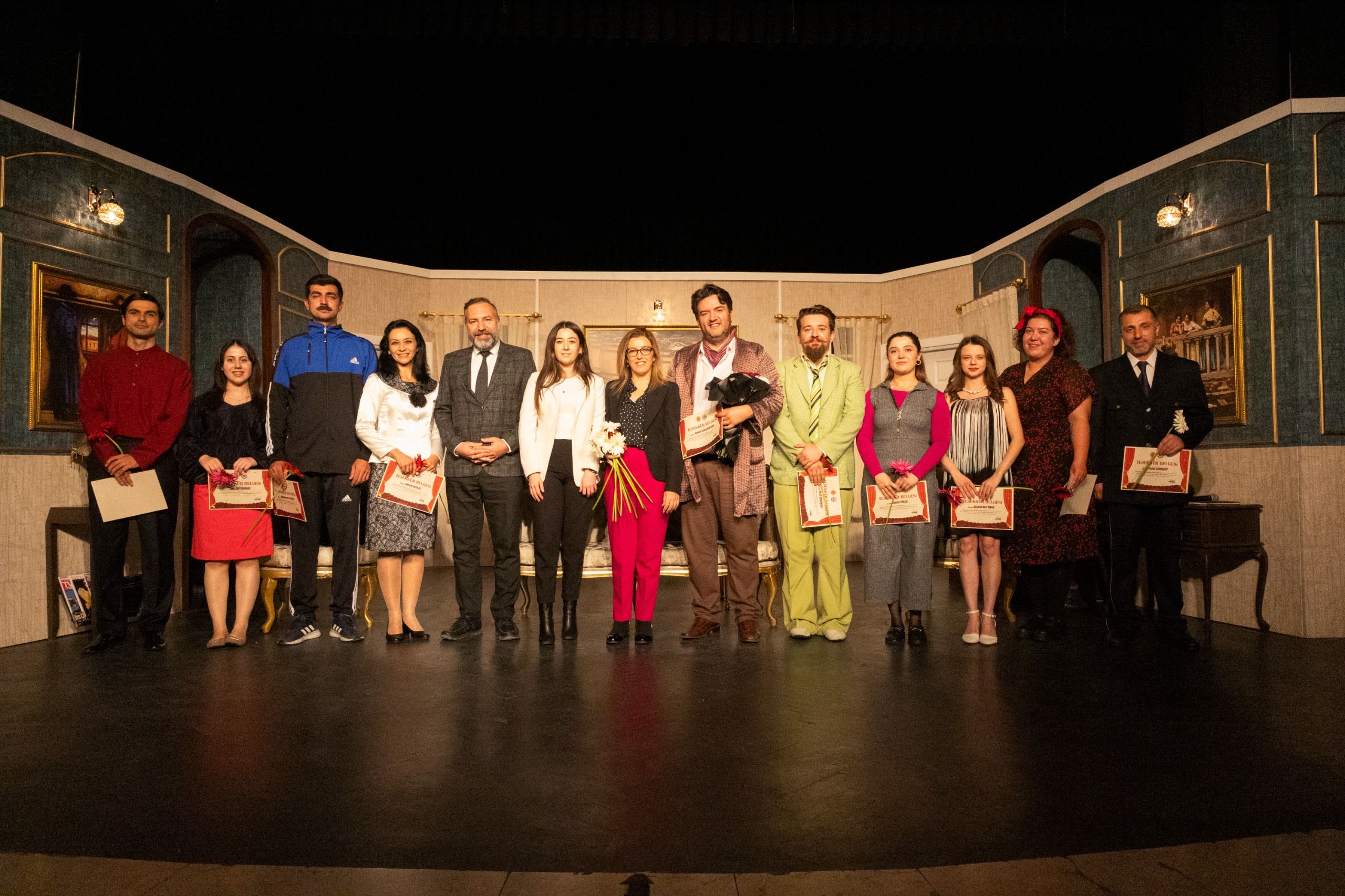 Eyvah Yine Karisti Gala 1 2024104600 3 1024 768 2010