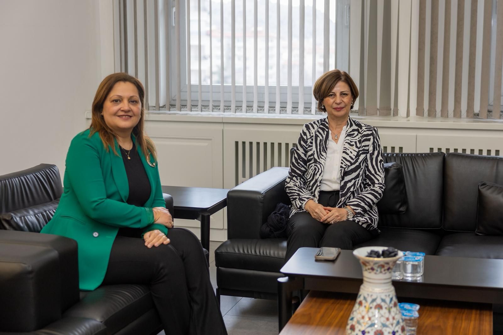 Efsanelerle Ipek Sergisi 014 1004 201904 16 1024 768 2026