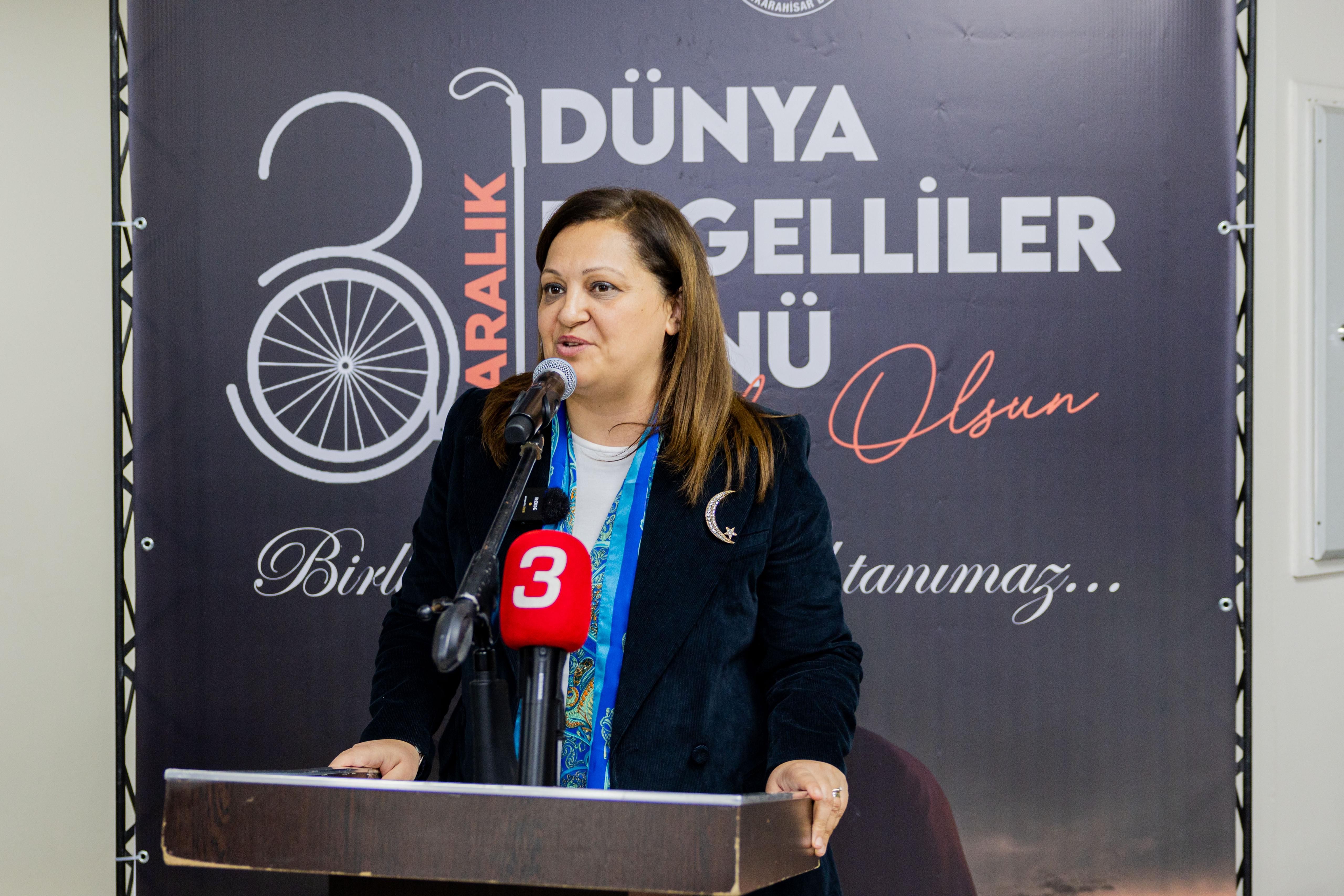 Engelliler Gunu Yemegi 8 0412 101547 10 1024 768 2024
