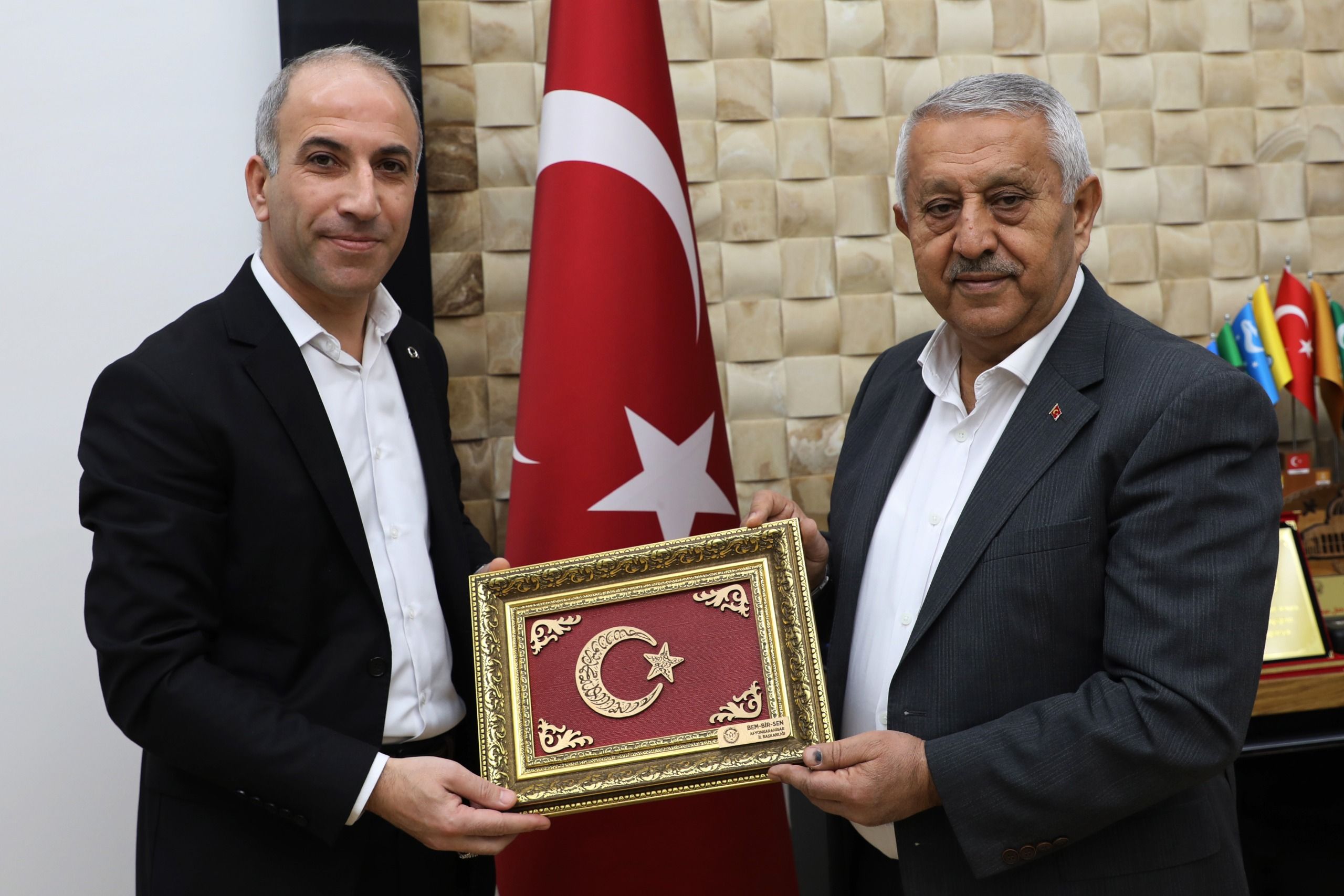 İmza 3 1001 163141 5 1024 768 2024