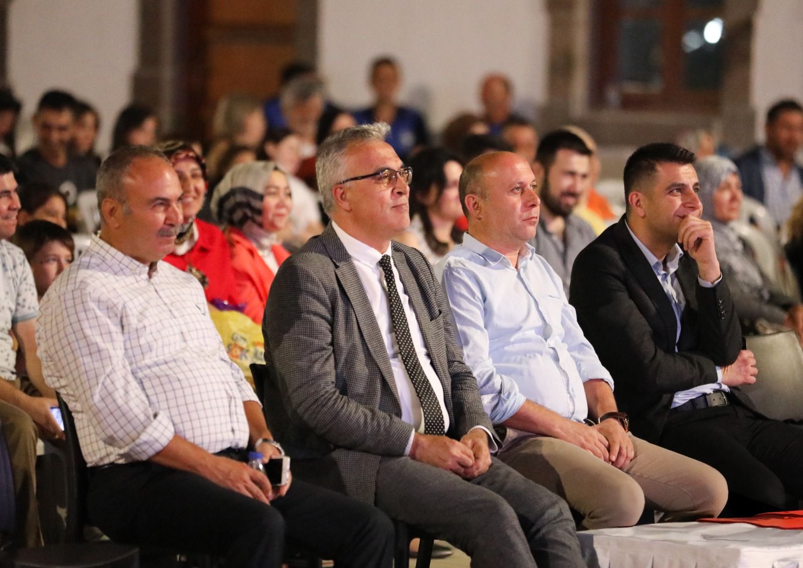 Gulen Gozler Sinema 2 1708 153259 4 1024 768 2024