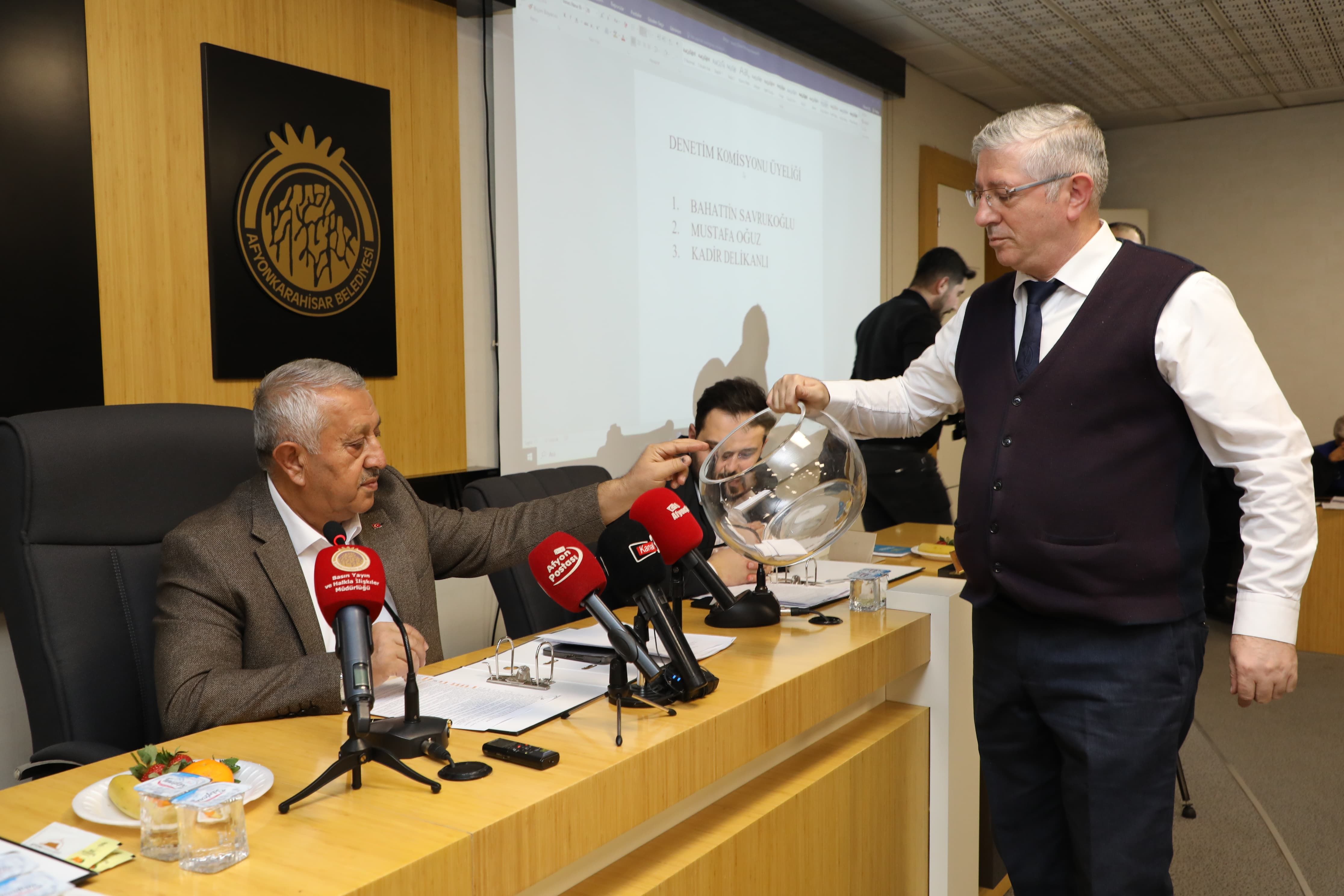 Mecli 2 0301 122449 12 1024 768 2024