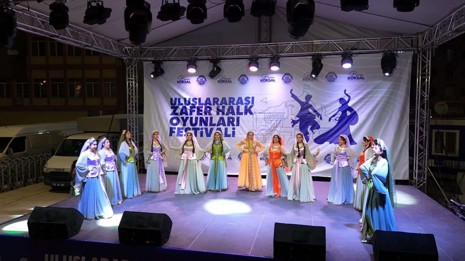 Halk Oyunlari 9 3008 235536 12 1024 768 2024