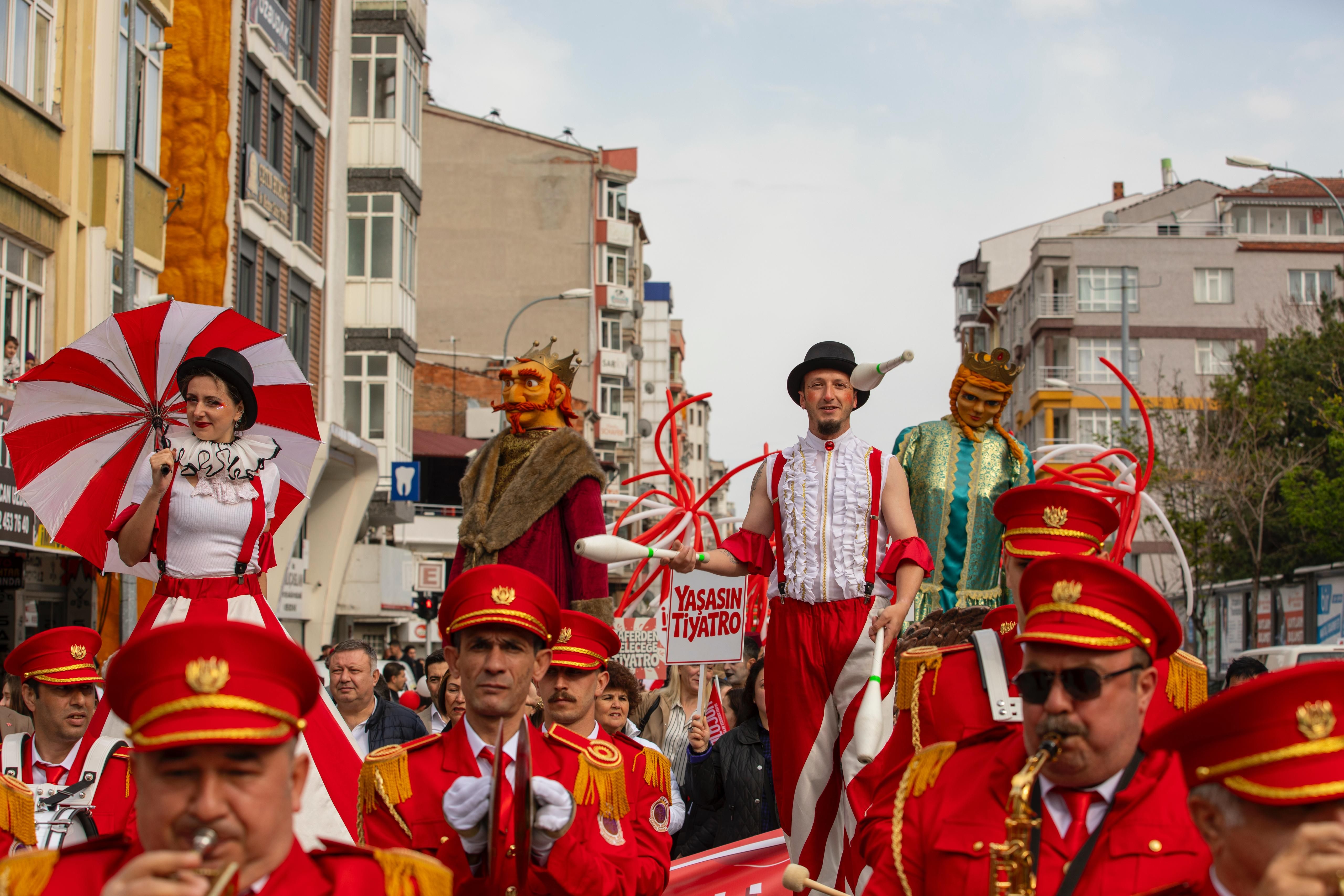 Tiyatro Festivali Basladi 06 3004 092150 8 1024 768 2025