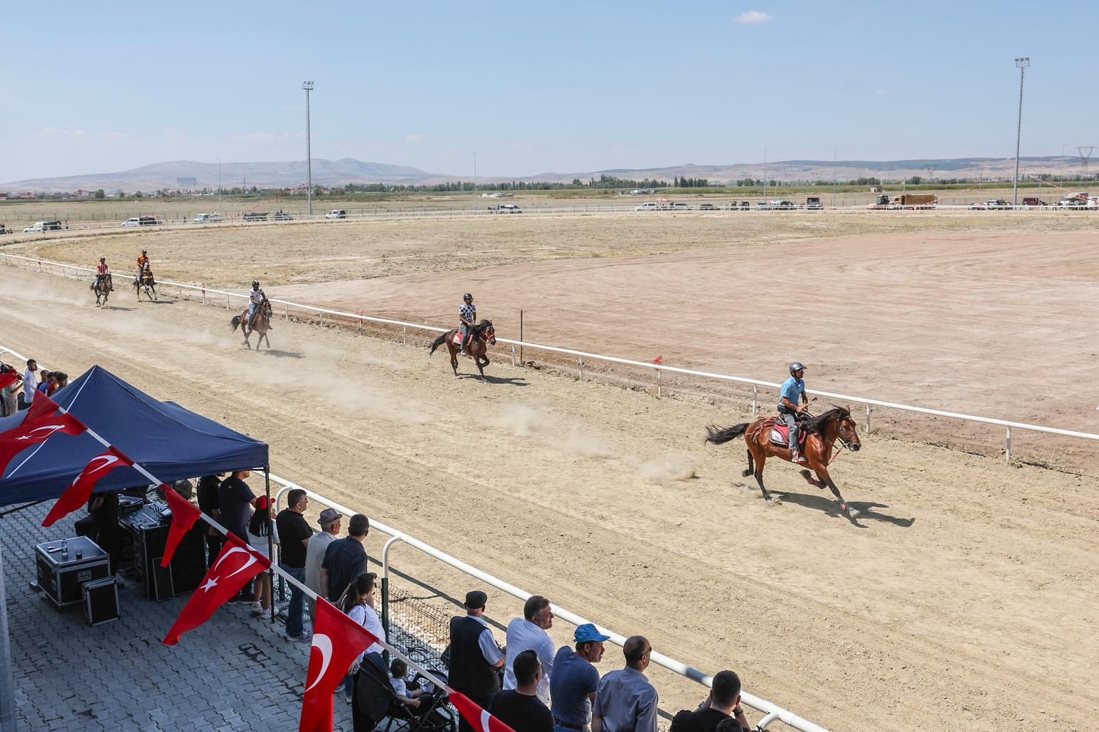 Rahvan At Yarislari 008 2508 101532 10 1024 768 2025