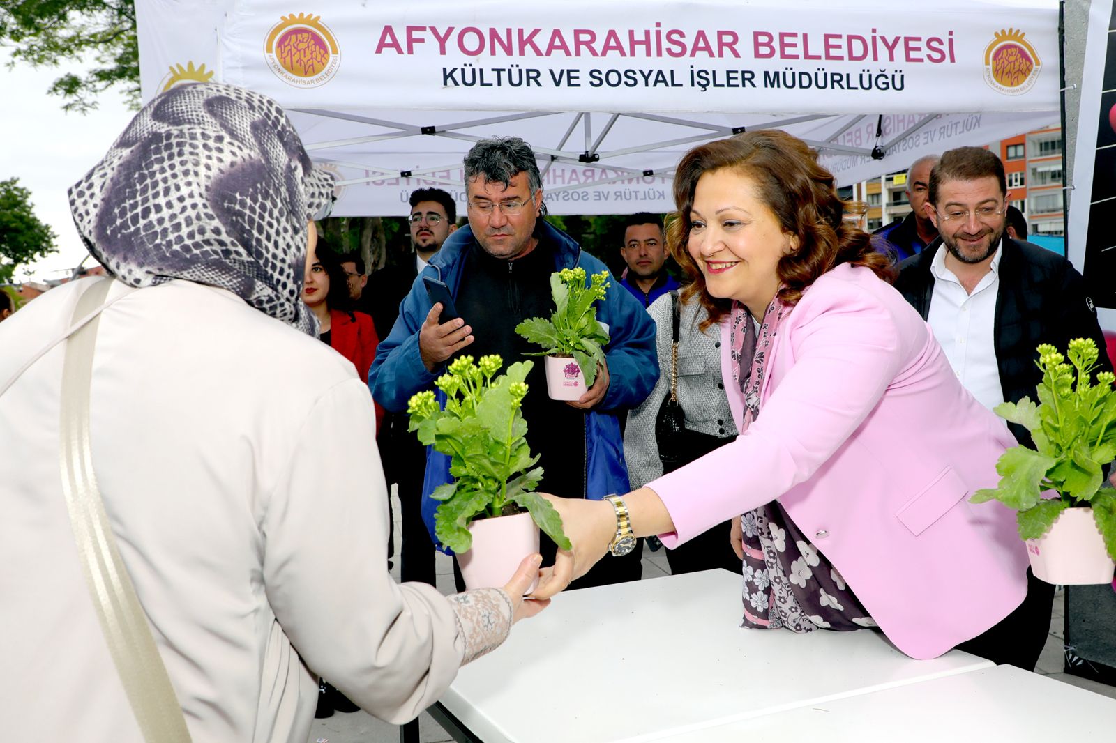 Cıcek 2 1 024171544 4 1024 768 2052