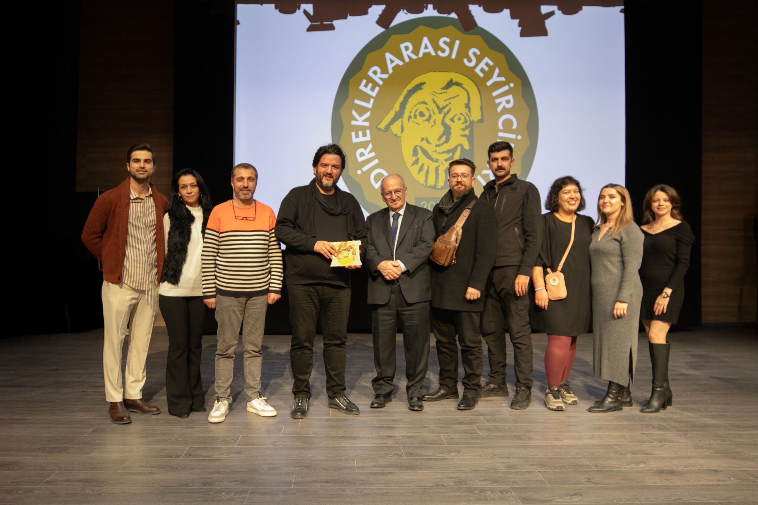 Afyon Sehir Tiyatrosu Direklerarasi 2 2111 133607 4 1024 768 2024
