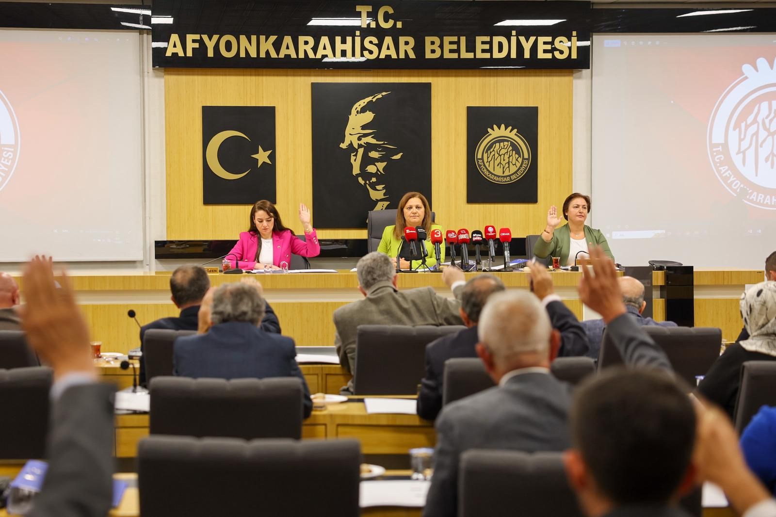 Belediye Meclisi Toplaniyor Kasim 002 30102025143122 4 1024 768 2025