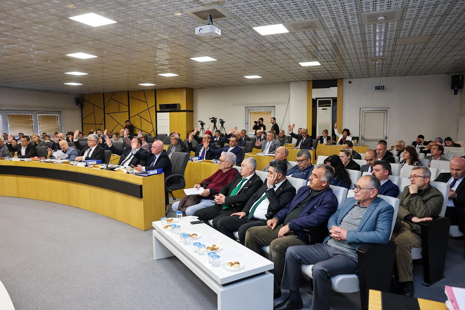 Belediye Meclisi Toplaniyor Mayis 003 30042026143636 5 1024 768 2026
