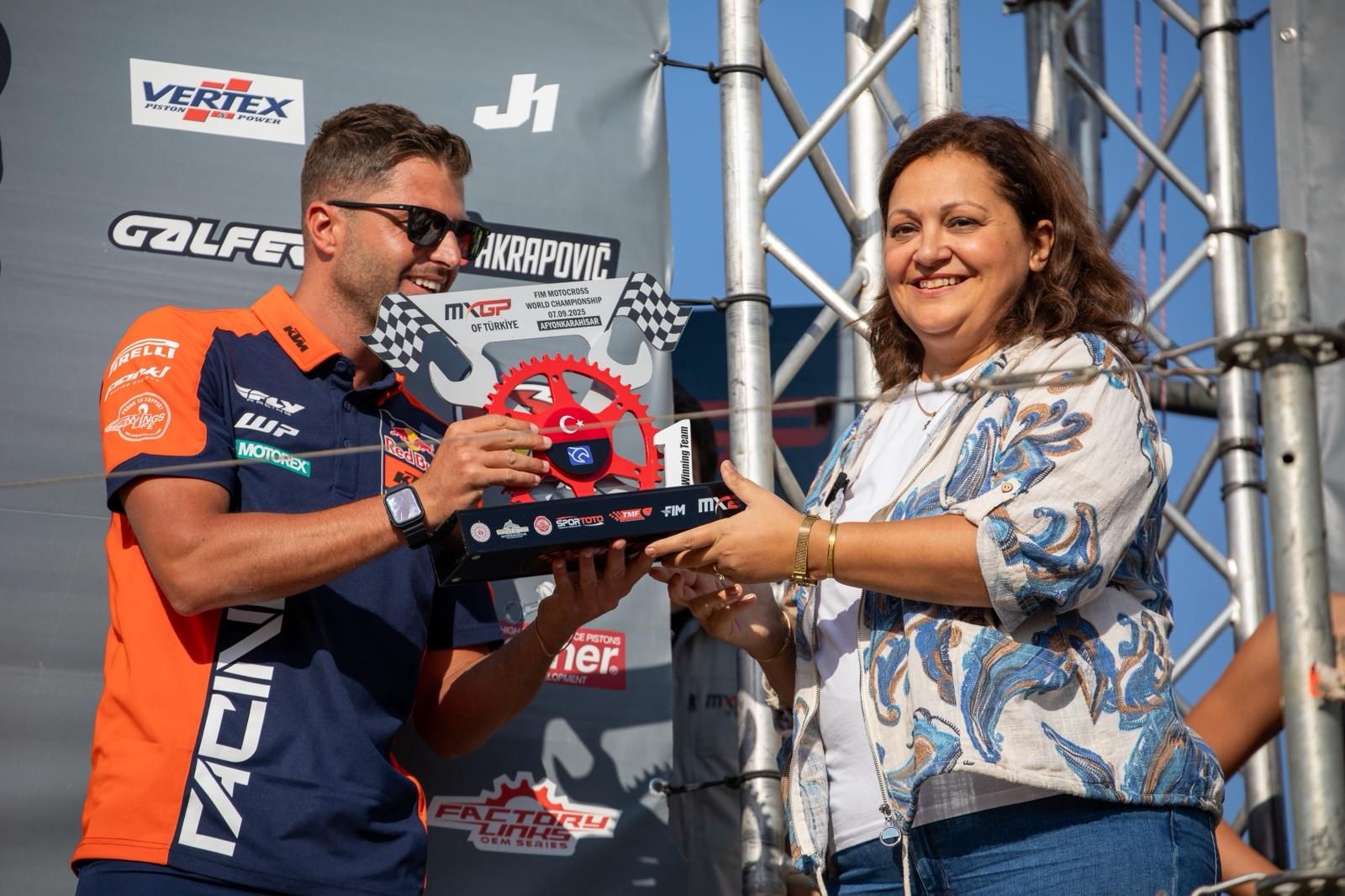 Mxgp 2 Gun 007 0809 003830 9 1024 768 2025